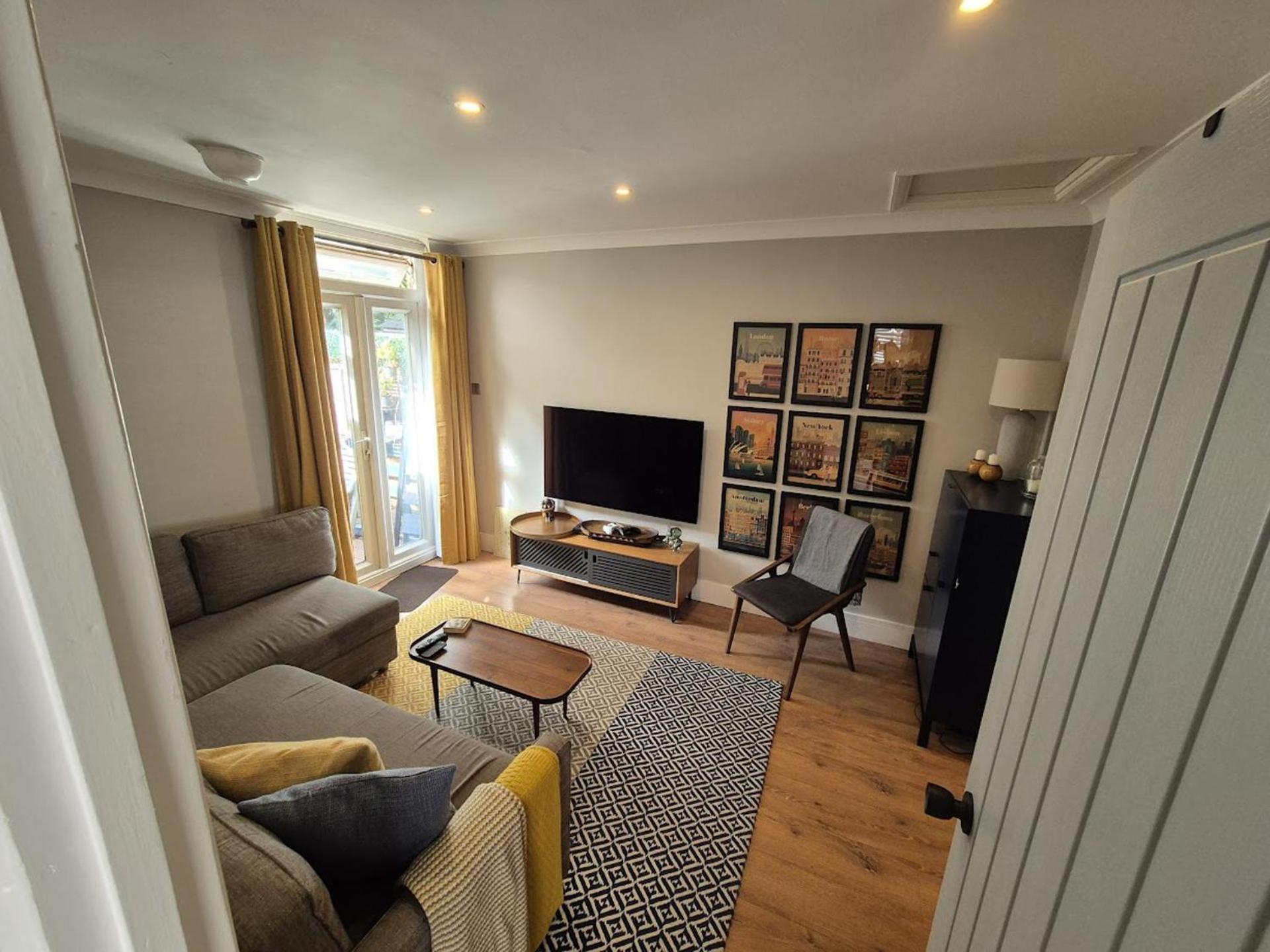Appartamento Charming 2 Bed Kennington Oval Londra